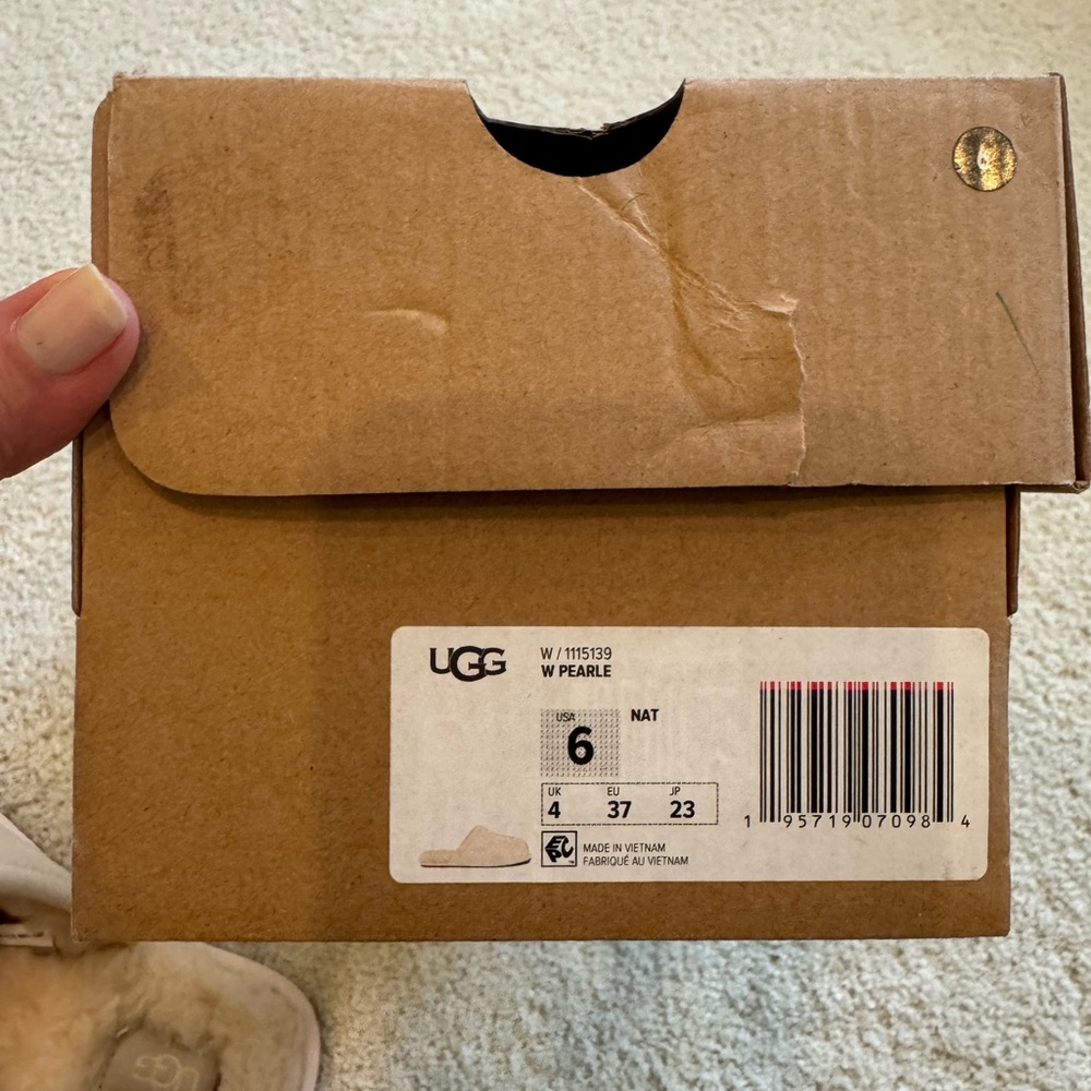 UGG Cream Pearle Slippers - Picture 6 of 10